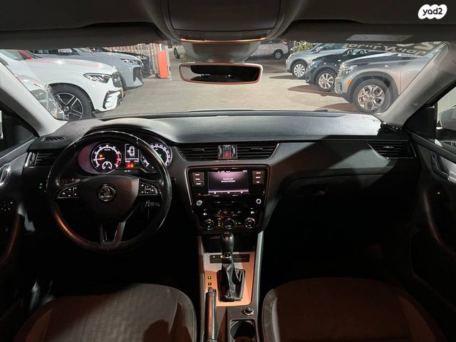 סקודה אוקטביה 