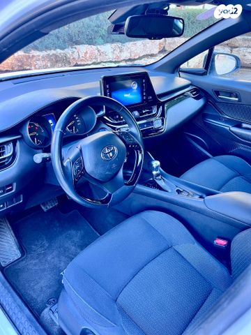 טויוטה C-HR