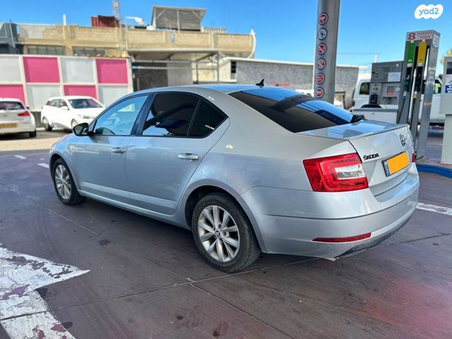 סקודה אוקטביה 