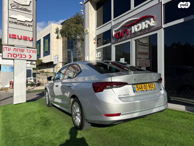 סקודה אוקטביה 