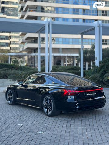 אאודי E-tron GT