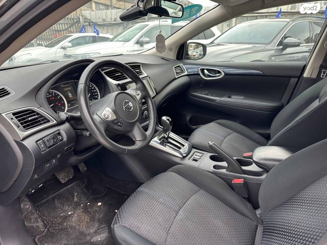 ניסאן סנטרה