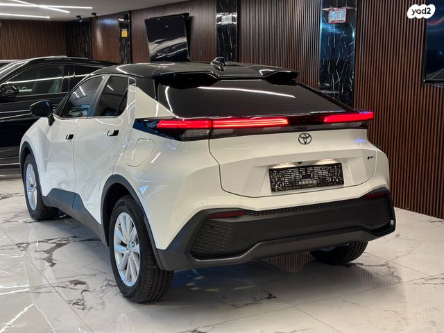 טויוטה C-HR
