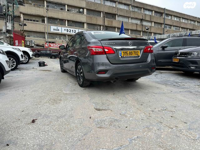 ניסאן סנטרה