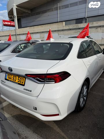 טויוטה קורולה