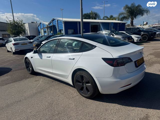 טסלה מודל 3