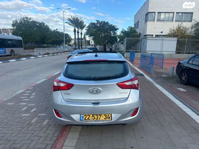 יונדאי i30
