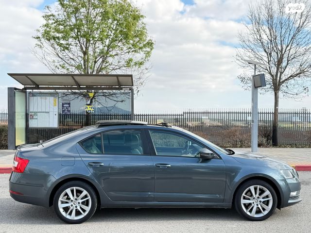 סקודה אוקטביה 