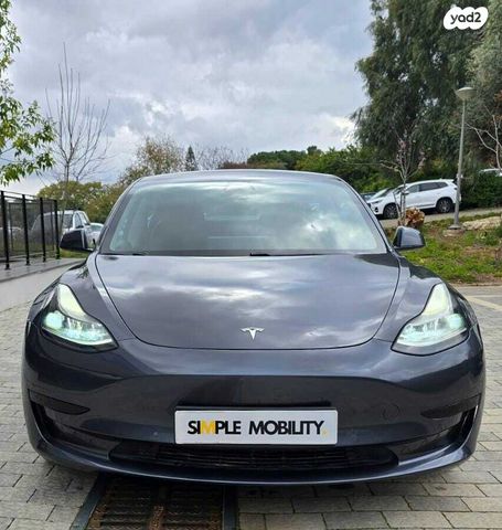 טסלה מודל 3