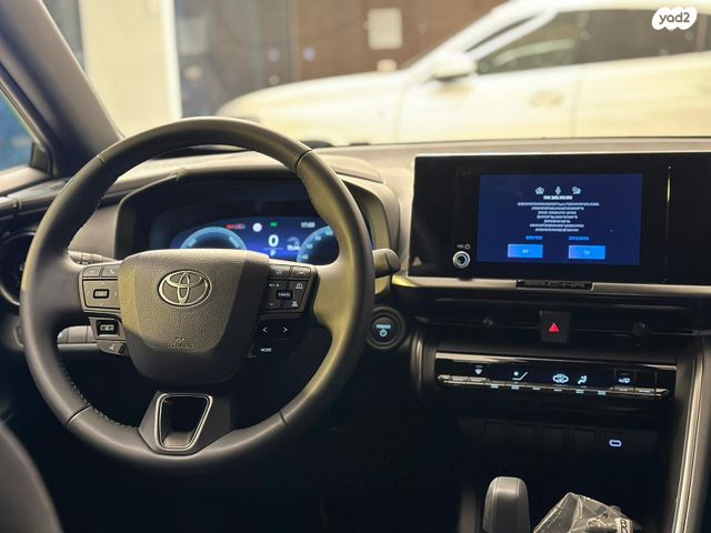 טויוטה C-HR