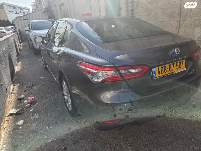 טויוטה קאמרי