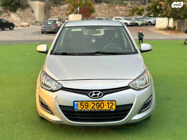 מודעת רכב יונדאי i20