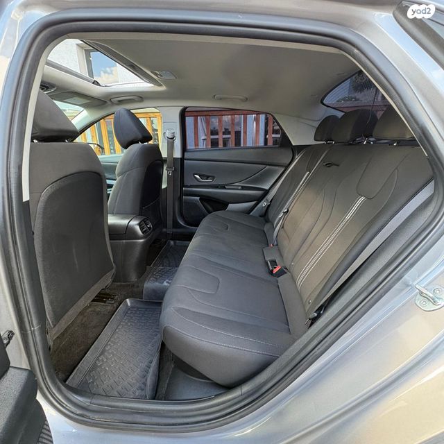 יונדאי אלנטרה