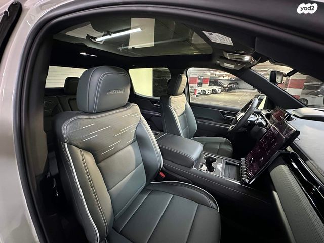 ג'י.אם.סי סיירה EV  