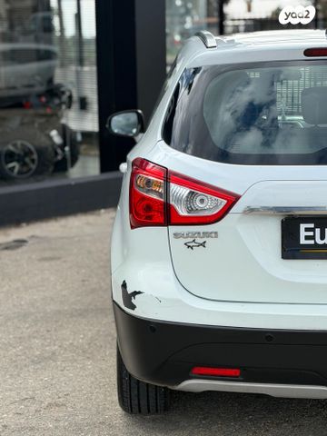 סוזוקי קרוסאובר