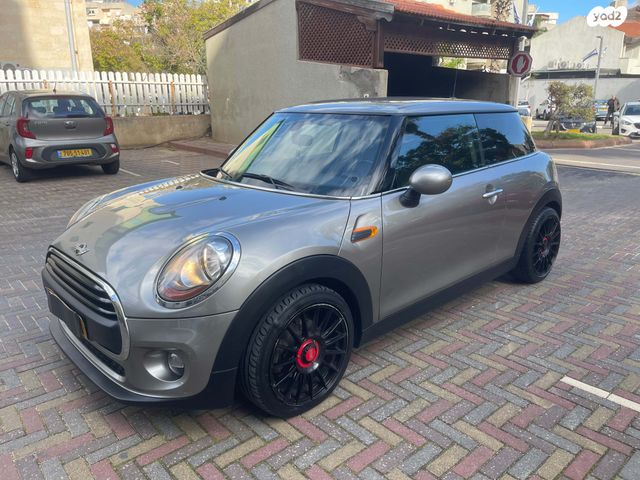 מודעת רכב מיני קופר