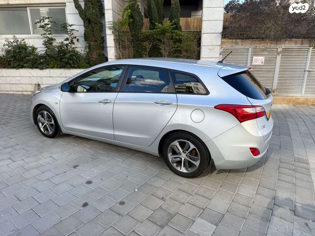 יונדאי i30