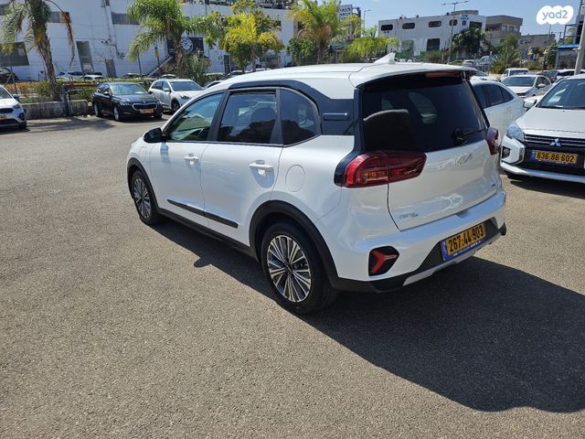 קיה נירו פלוס