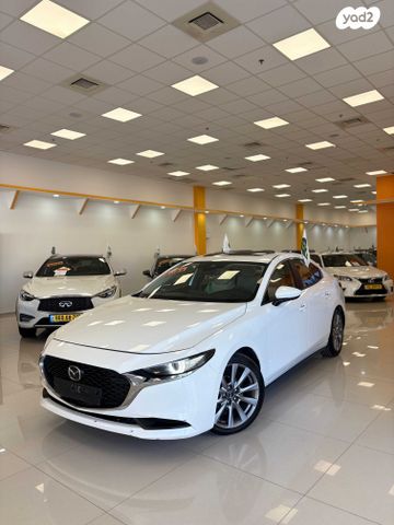 מודעת רכב מאזדה 3
