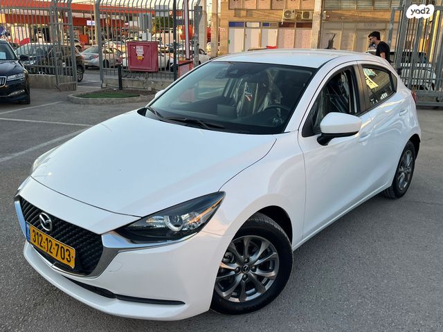 מודעת רכב מאזדה 2