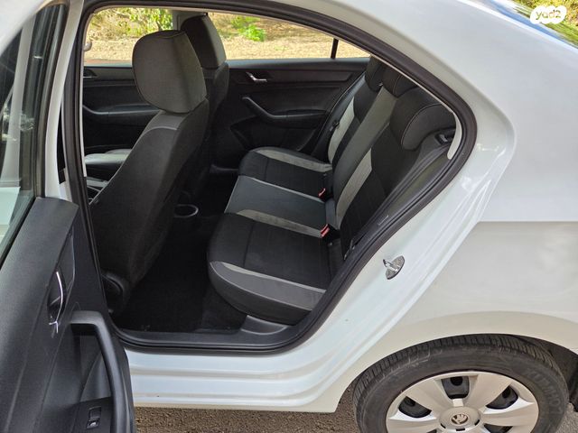 סקודה ראפיד