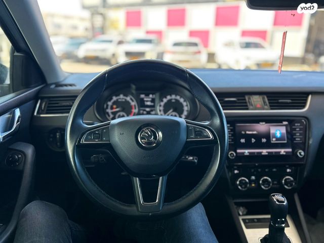 סקודה אוקטביה 