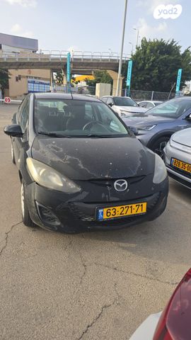 מודעת רכב מאזדה 2