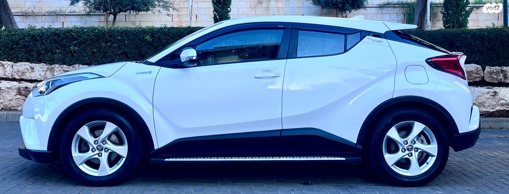 טויוטה C-HR