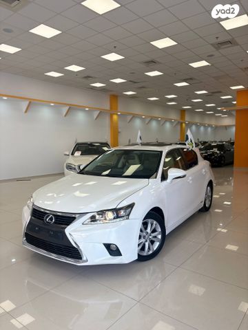 מודעת רכב לקסוס CT