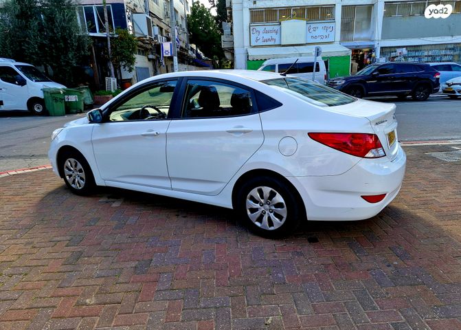 יונדאי אקסנט i25