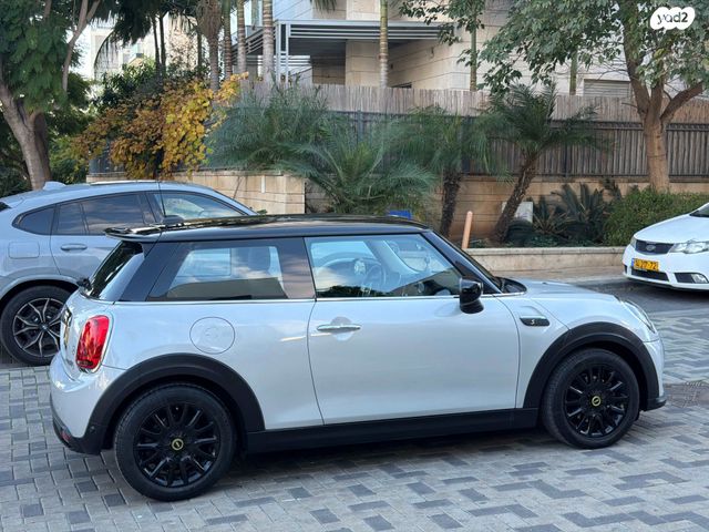 מיני קופר SE (חשמלית)