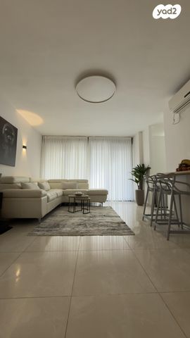 טרומפלדור 64