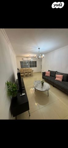 דירה, יצחק שדה 653, אלי כהן, ירוחם