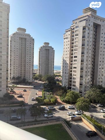 דירה, דודו דותן 2, עיר ימים, נתניה