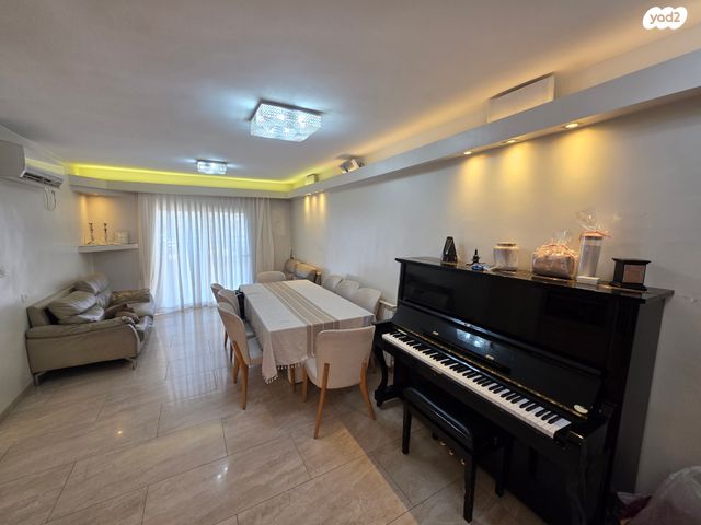 ויקטור ויוליוס 16