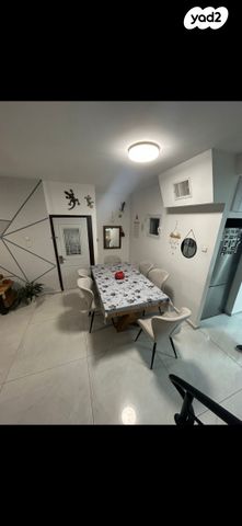 גג/ פנטהאוז, השחף 2, מפדה אזרחי, חולון