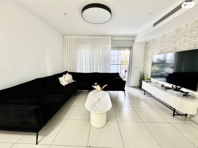 דירה, פרופ' אפרים קציר 15, רחובות המדע, רחובות