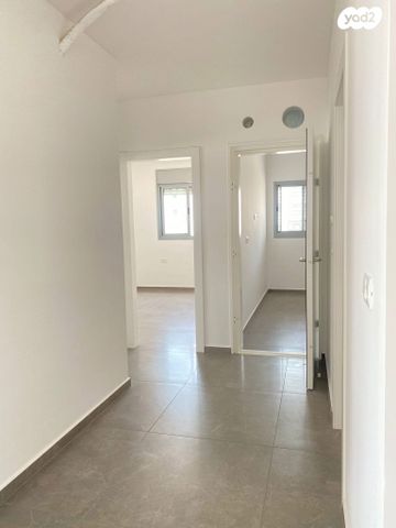 דירה, האישה העברייה 14, כרמי גת, קרית גת