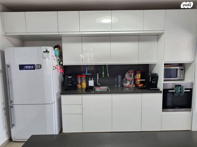 דירה, צ"ג בנות 1, רמב"ם, ראשון לציון