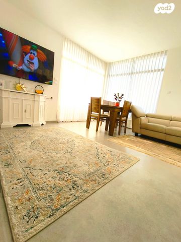 גג/ פנטהאוז, ההגנה 56, מוצקין הותיקה, קרית מוצקין