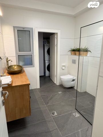 יוסף בורג 90