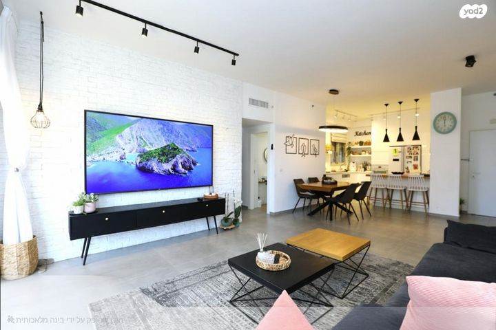 דירת גן, שדרות האגמים 5, אגמים, נתניה