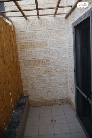 דירה, רועי קליין 3, נווה שמיר רמת בית שמש ה-1, בית שמש