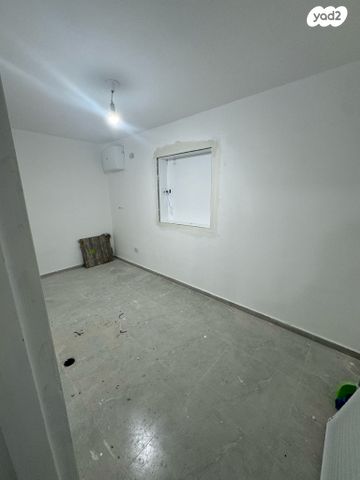 דירה, ישראל גלילי 10, קרית הלאום, ראשון לציון