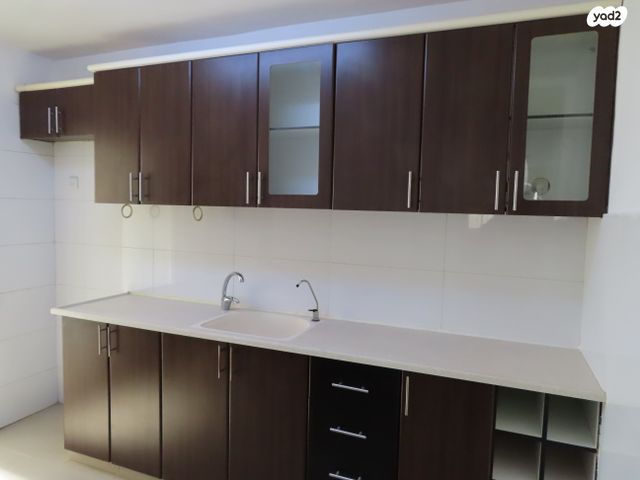 דירה, רחבת יפתח הגלעדי 4, מלכי ישראל, קרית גת