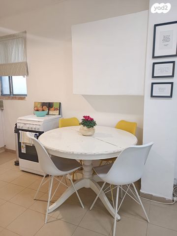 דירה, תקוע 12, מחנה יהודה - לב העיר, ירושלים