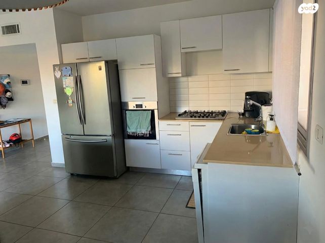 דירה, שיינקין 48, שינקין, גבעתיים