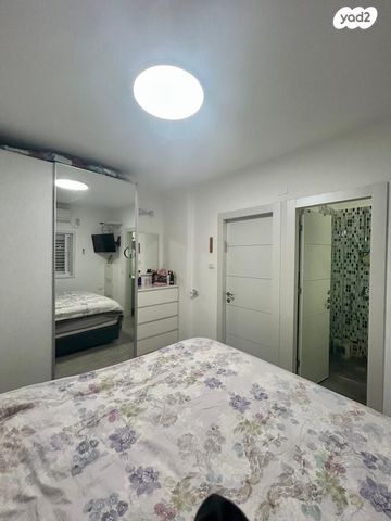 דירה, הרב מיימון 20, דרום מזרח, בת ים