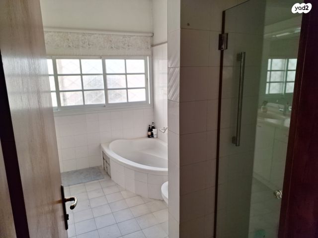 דירה, צל הגבעה 23, יד לבנים, רמת גן