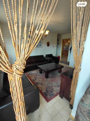 דירה, הזית 261, שיכון שלוש קומות, דימונה